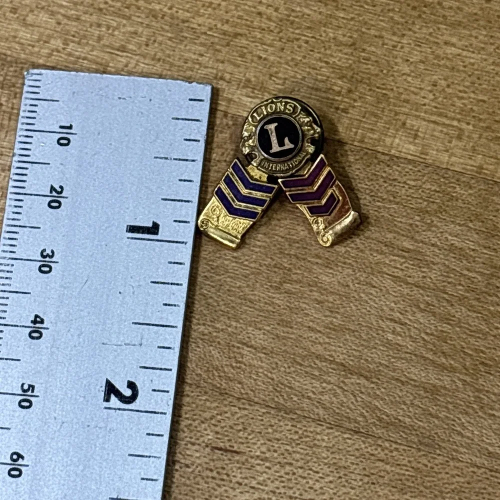 Vintage 1935-36 Lions Clubs International Screw Back Pin w/ 2 Service Chevrons